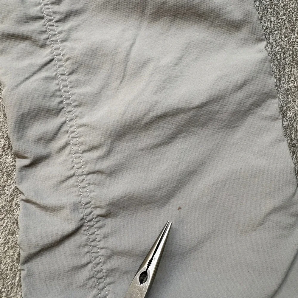 The North Face Womens 8S Gray Convertible Hiking Pants Roll‎ Up Capri Ripstop